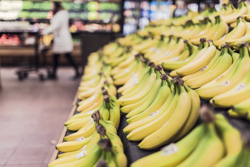 magasin-DALUIS-min_bananas-698608